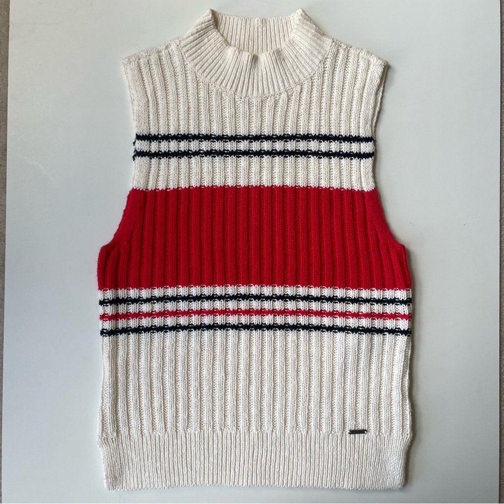Abercrombie sweater vest, mockneck and side slits.
